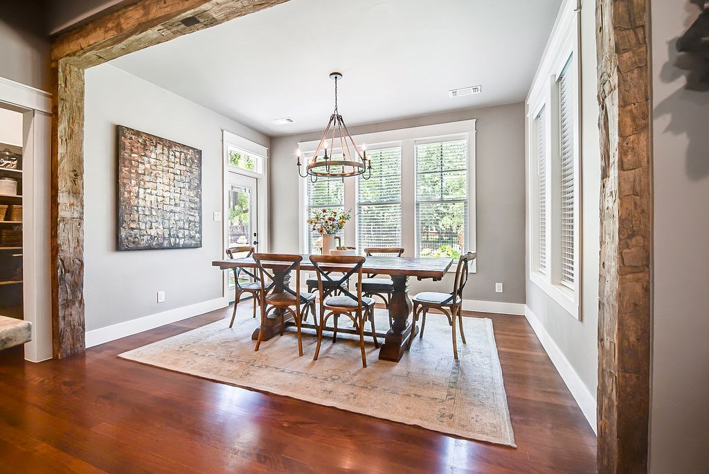 2219 Stone Meadow