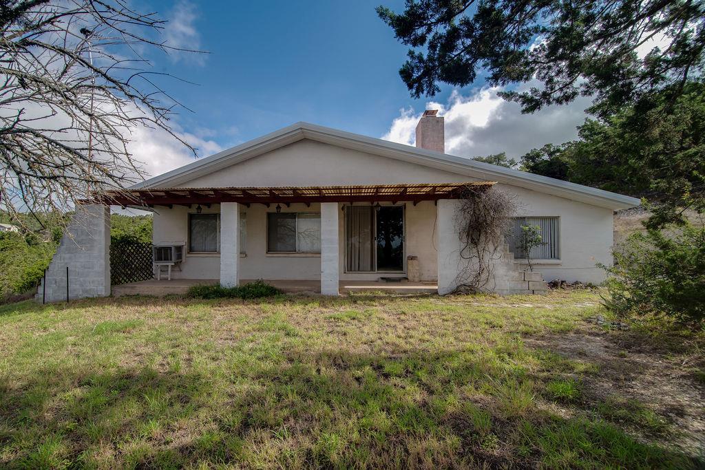 999 Royal Oaks Loop