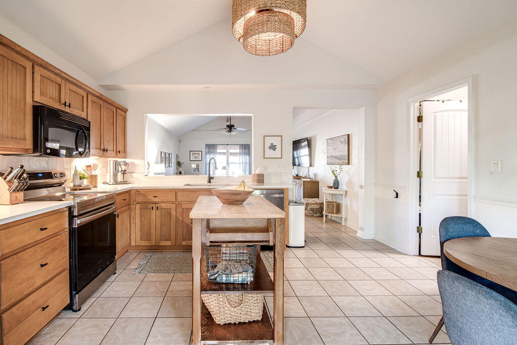 207 Green Oaks Loop