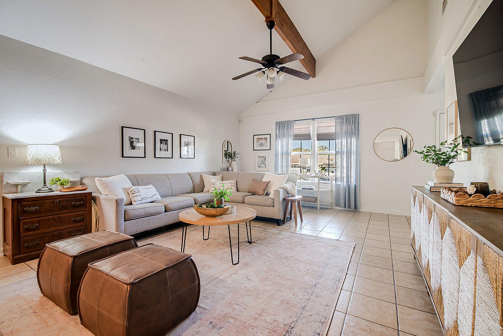 207 Green Oaks Loop