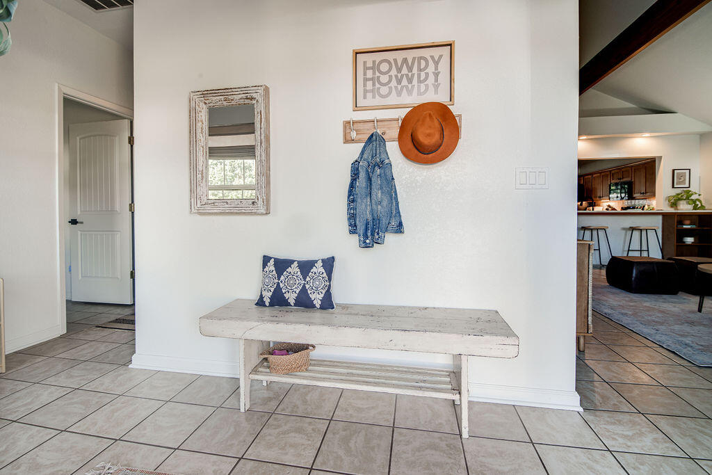 207 Green Oaks Loop