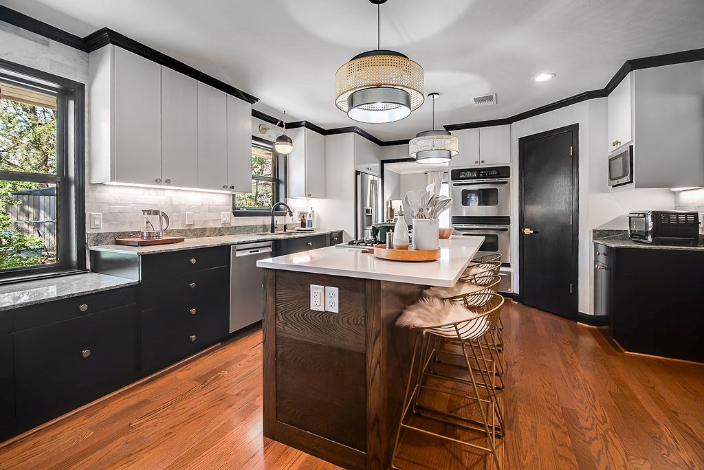 107 Glenwood Dr