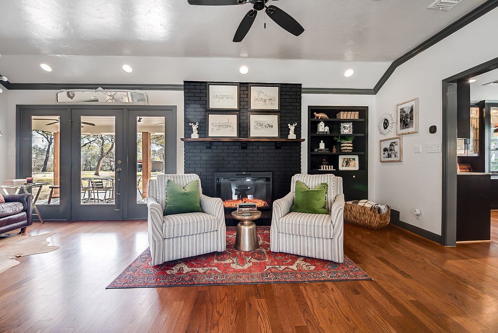 107 Glenwood Dr