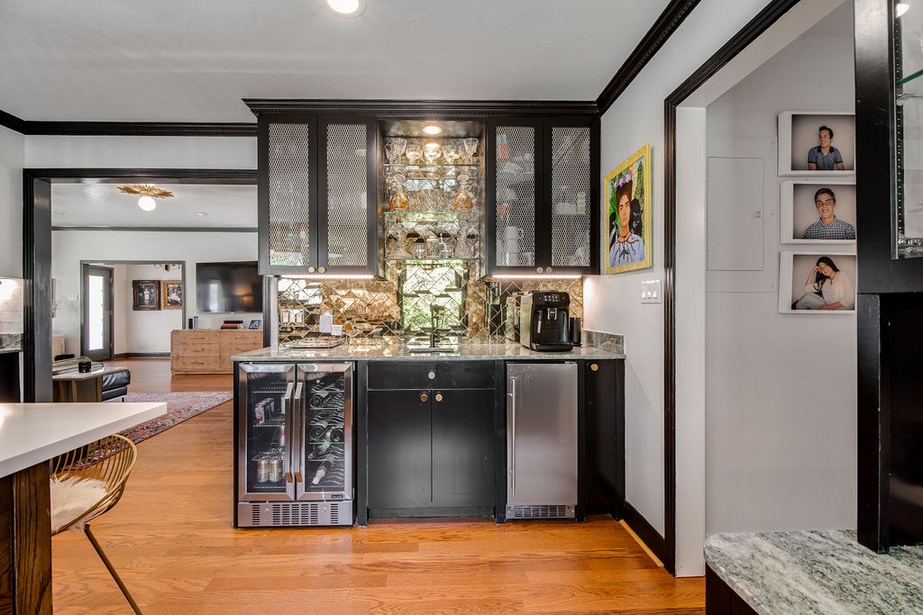 107 Glenwood Dr