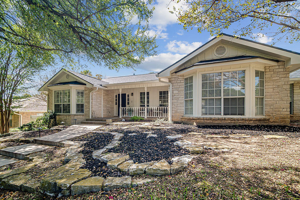 223 Edgewood Dr