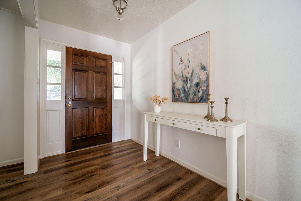 223 Edgewood Dr