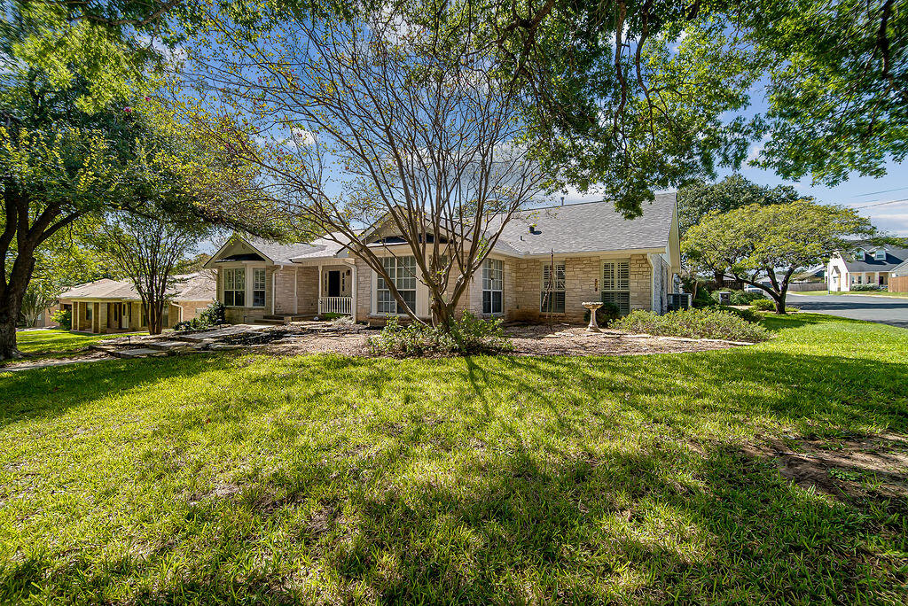 223 Edgewood Dr