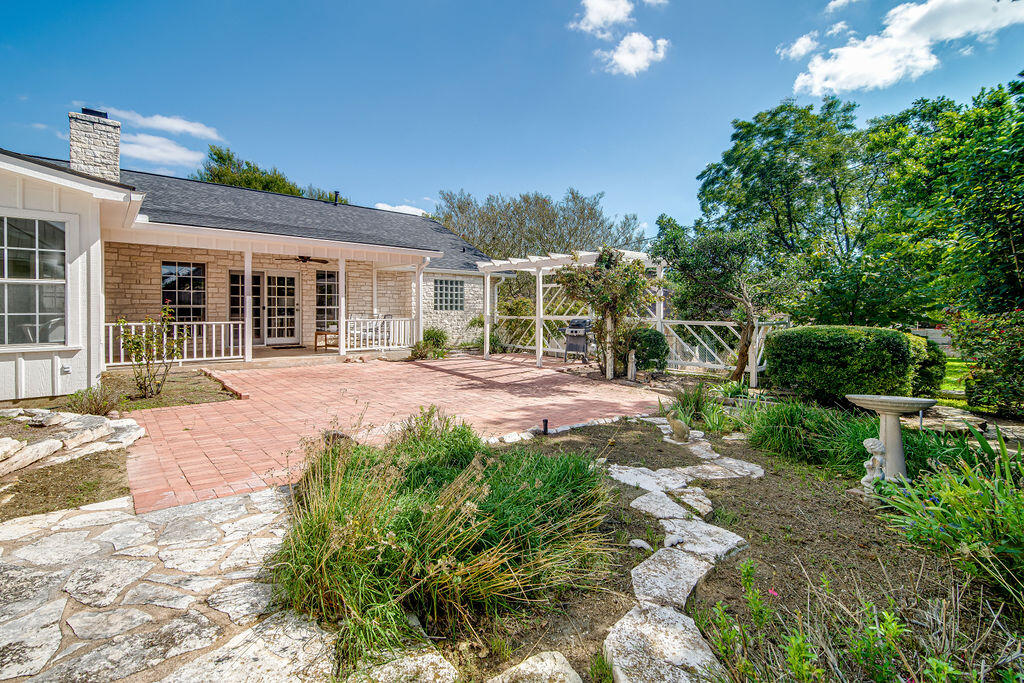 223 Edgewood Dr