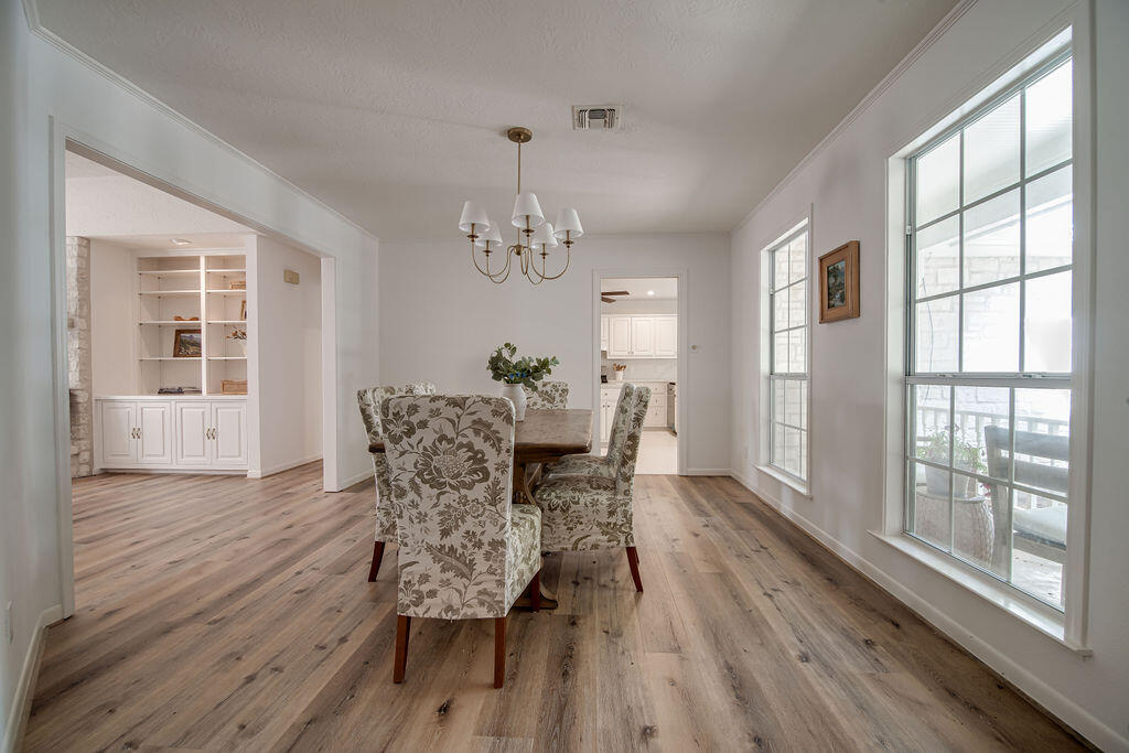 223 Edgewood Dr