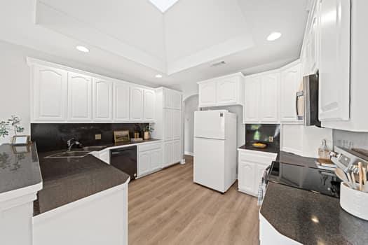 609 Persimmon Court