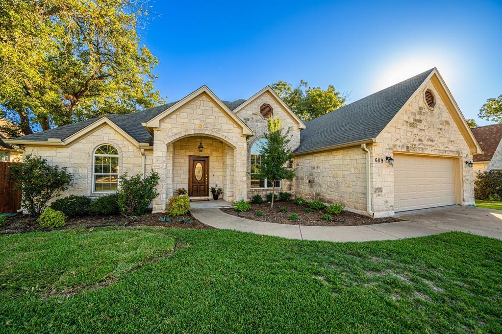 609 Persimmon Court