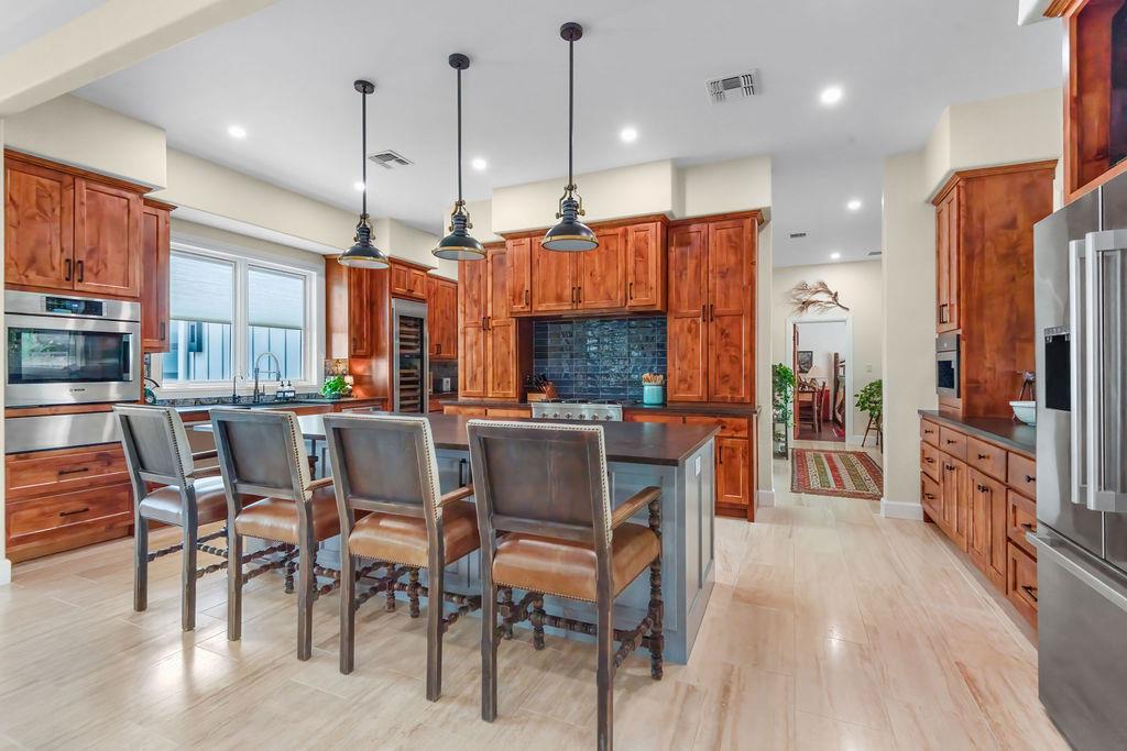 303 Ellebracht Dr