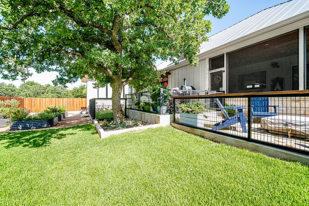 303 Ellebracht Dr