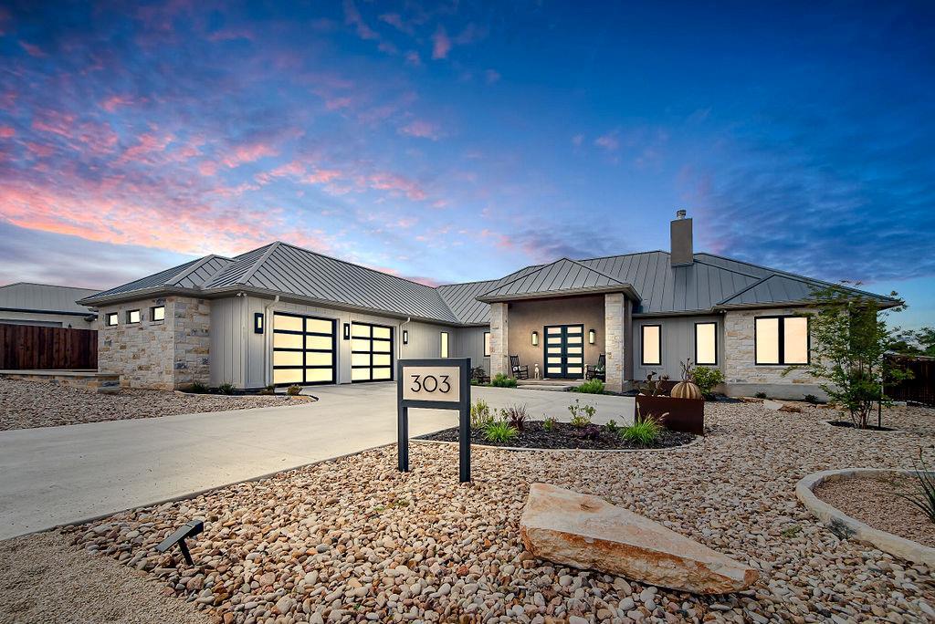 303 Ellebracht Dr