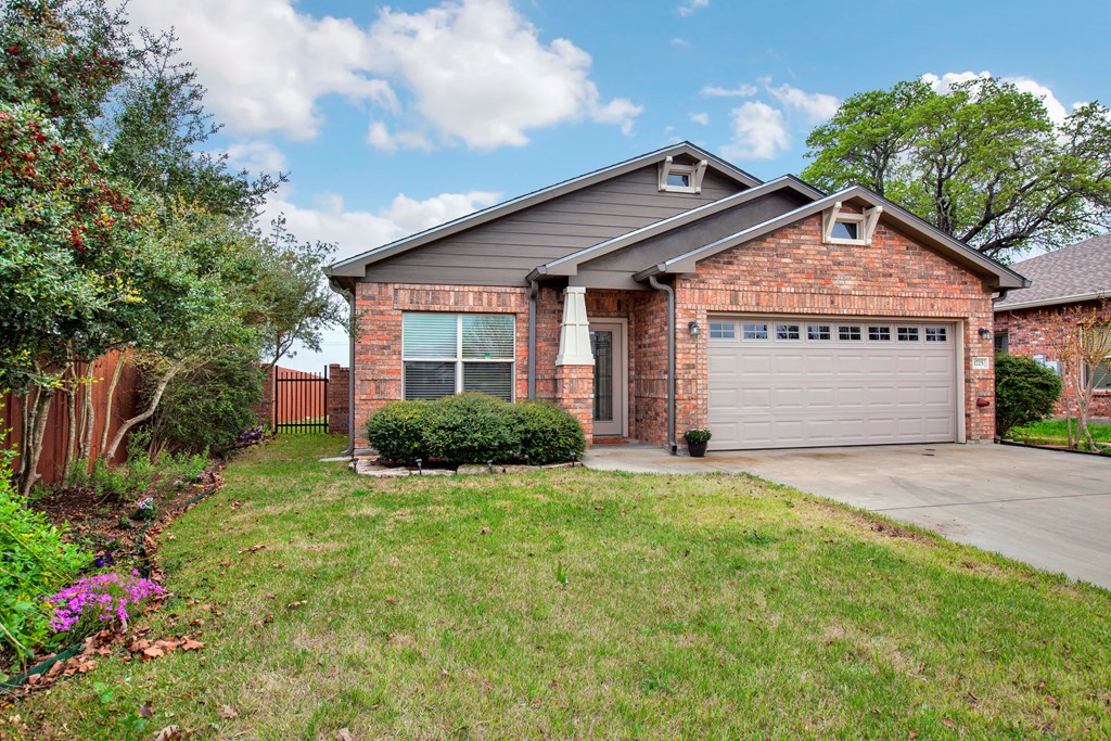 1725 Cherrywood Dr