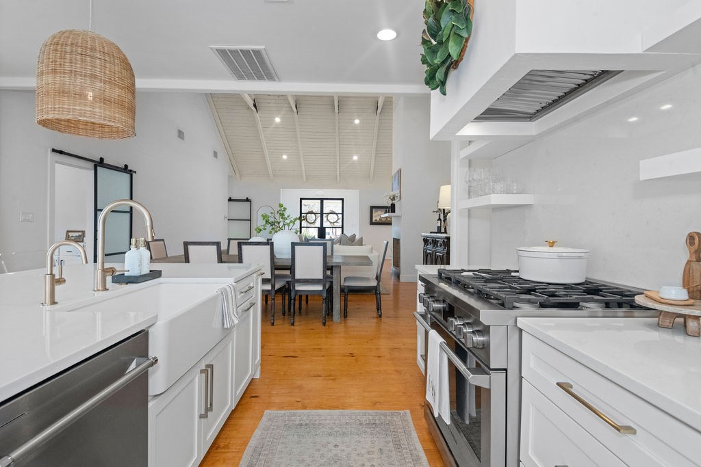 151 Oak Valley Dr