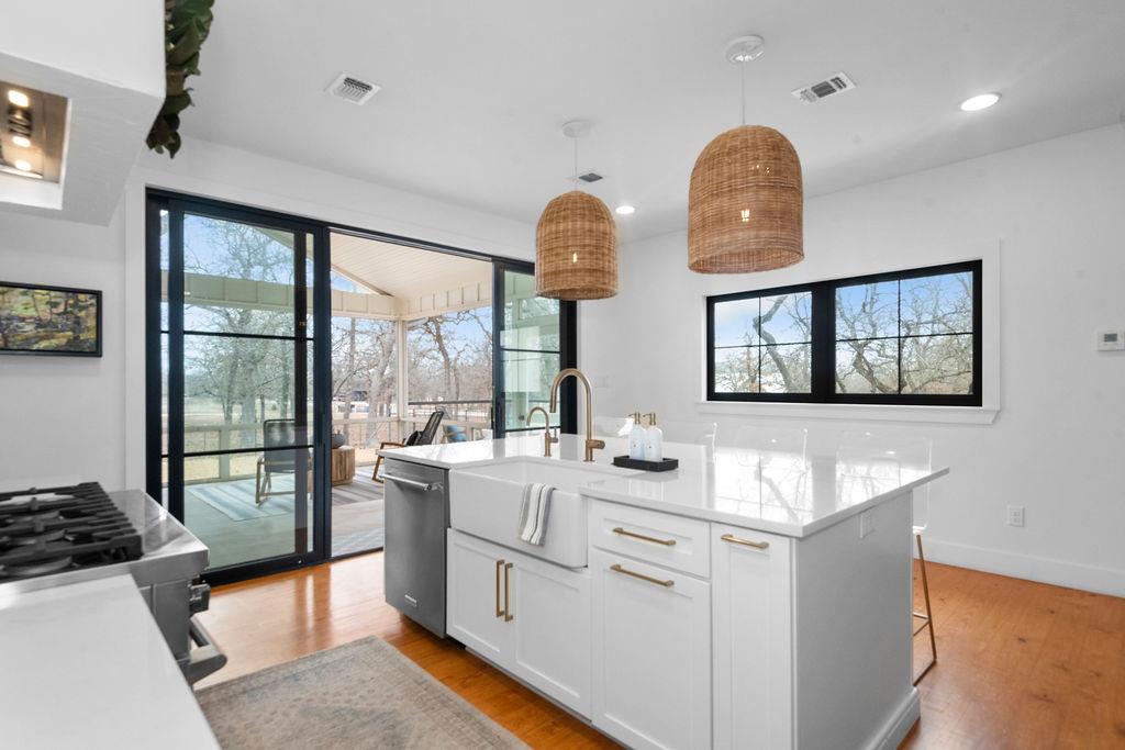 151 Oak Valley Dr