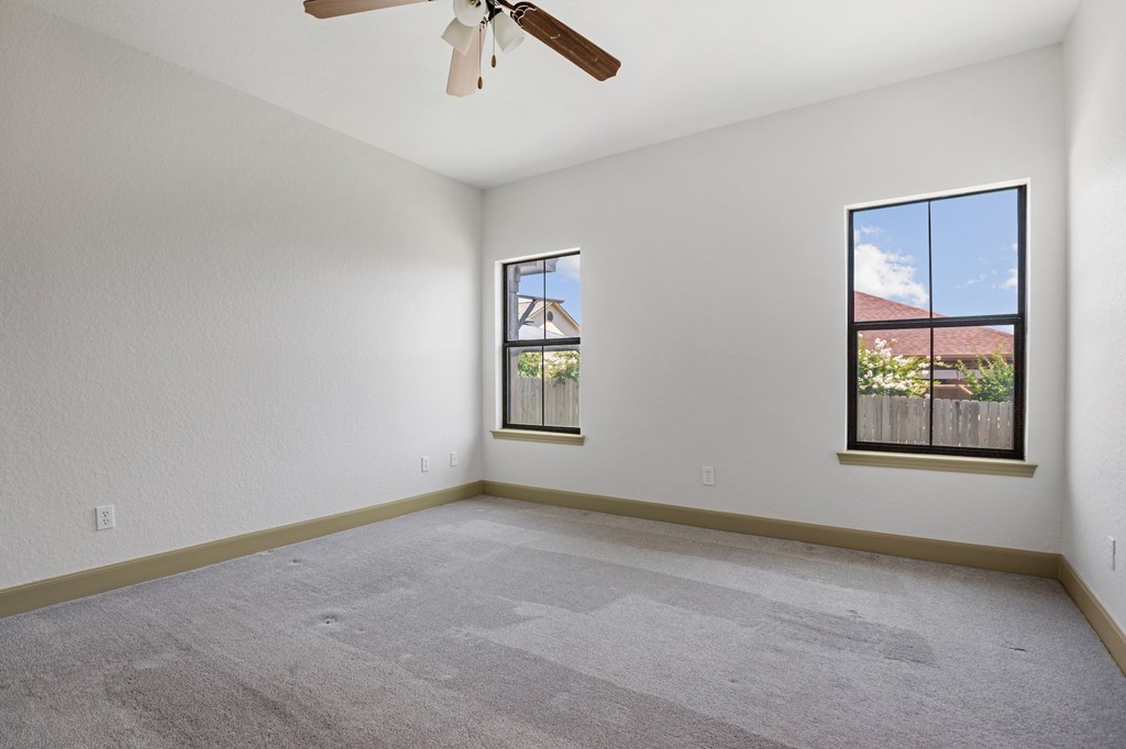 711 Englemann Oak Dr