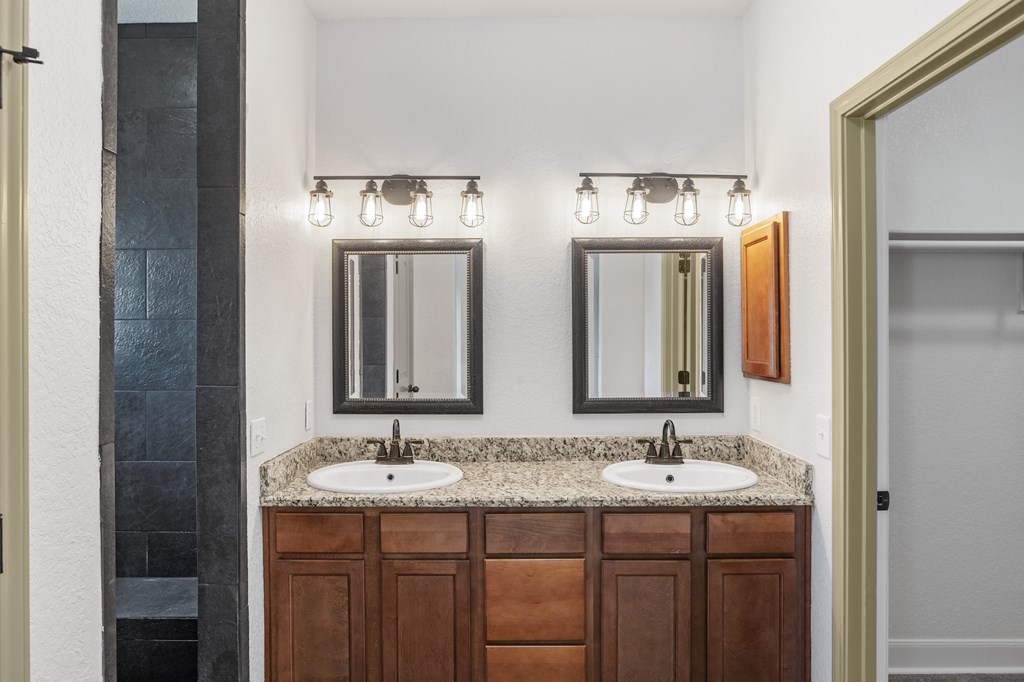 711 Englemann Oak Dr