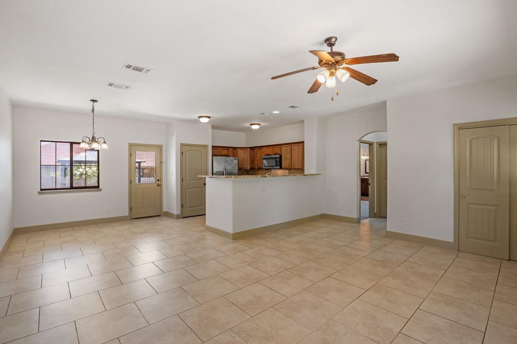 711 Englemann Oak Dr