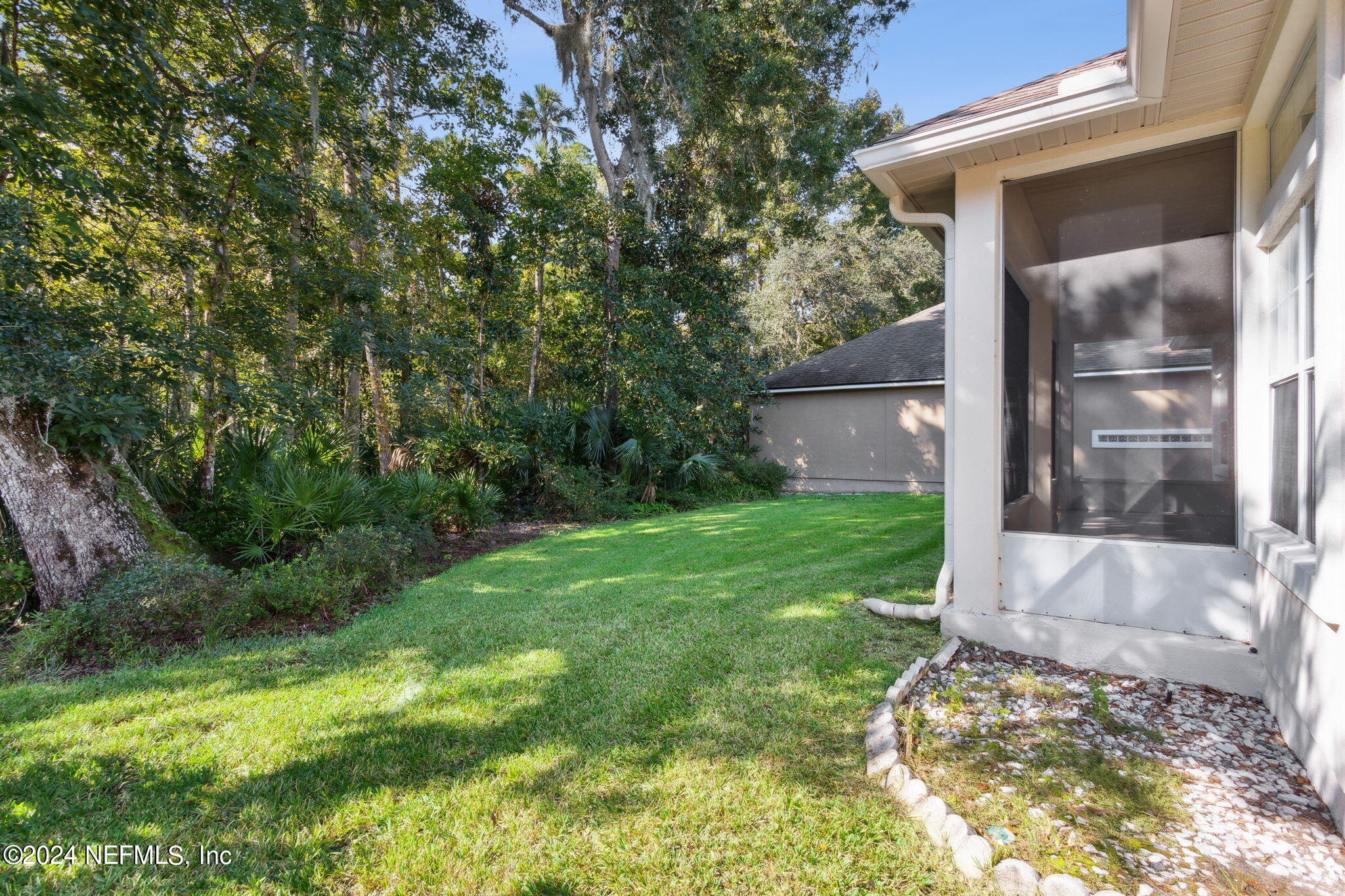 921 W GRIST MILL Court