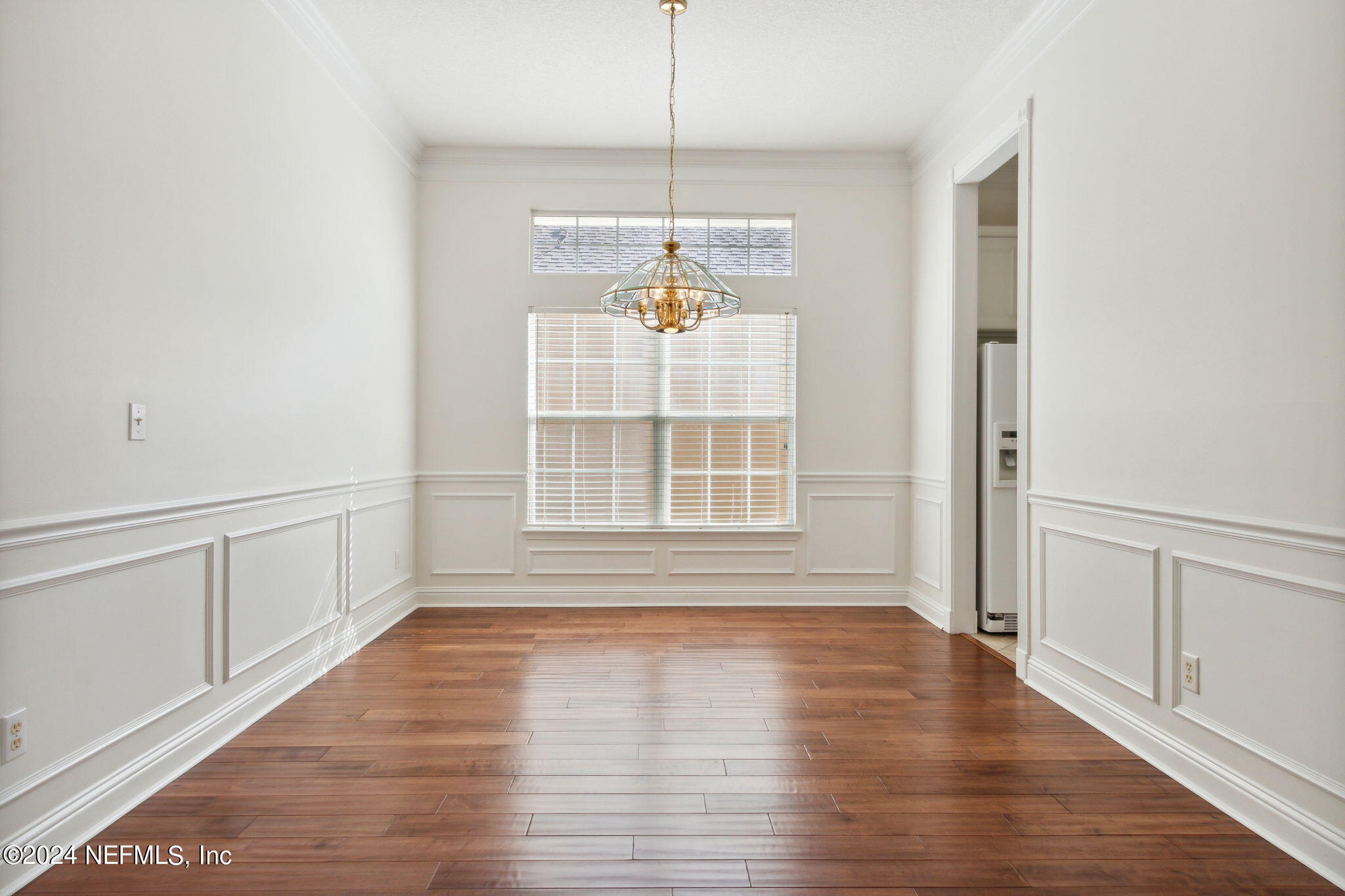 921 W GRIST MILL Court