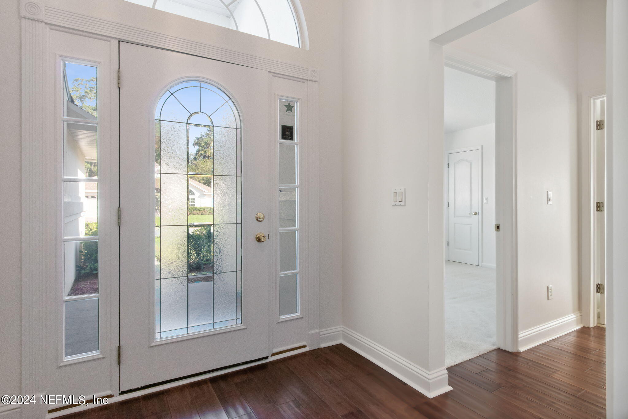 921 W GRIST MILL Court