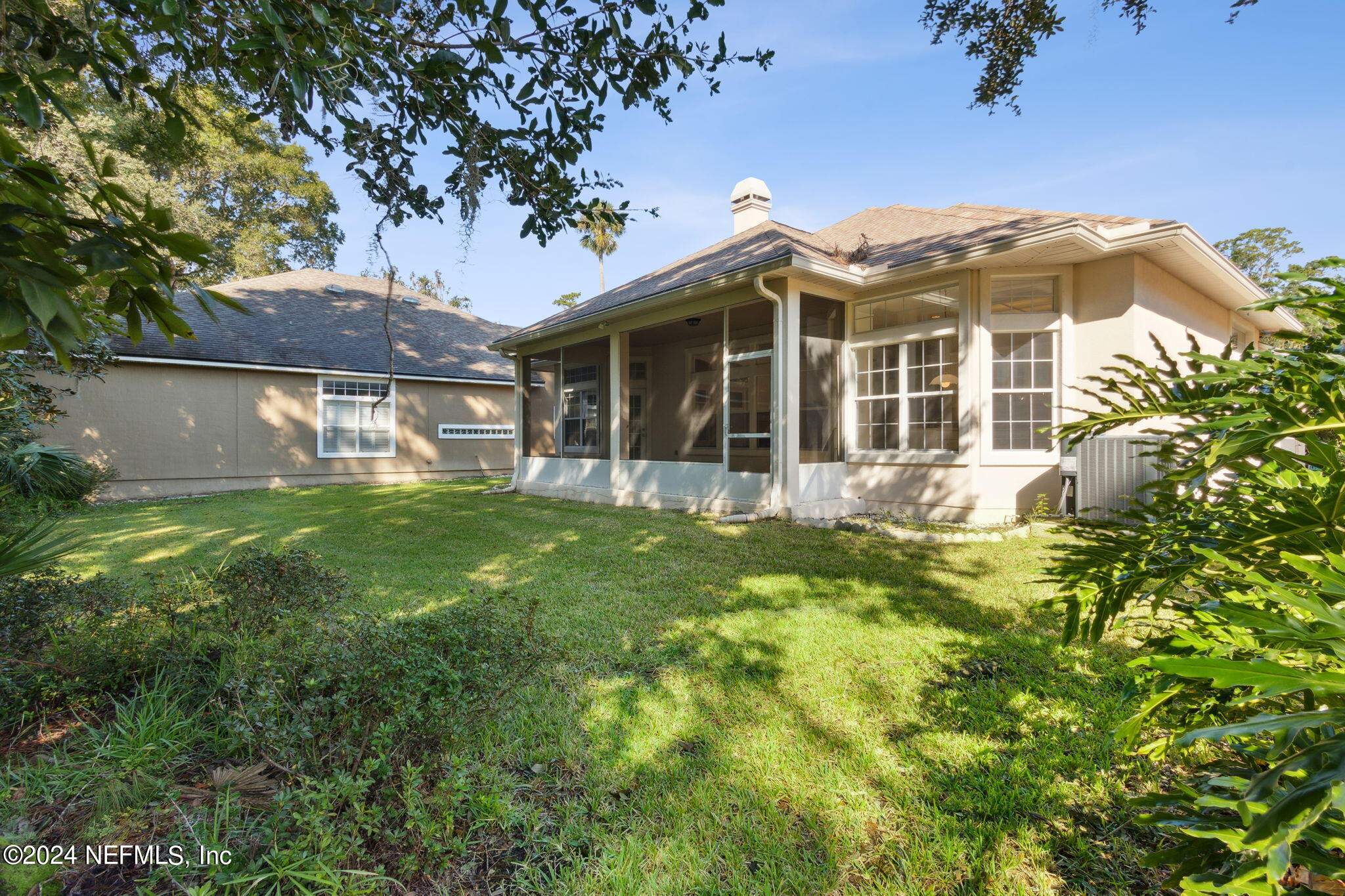 921 W GRIST MILL Court
