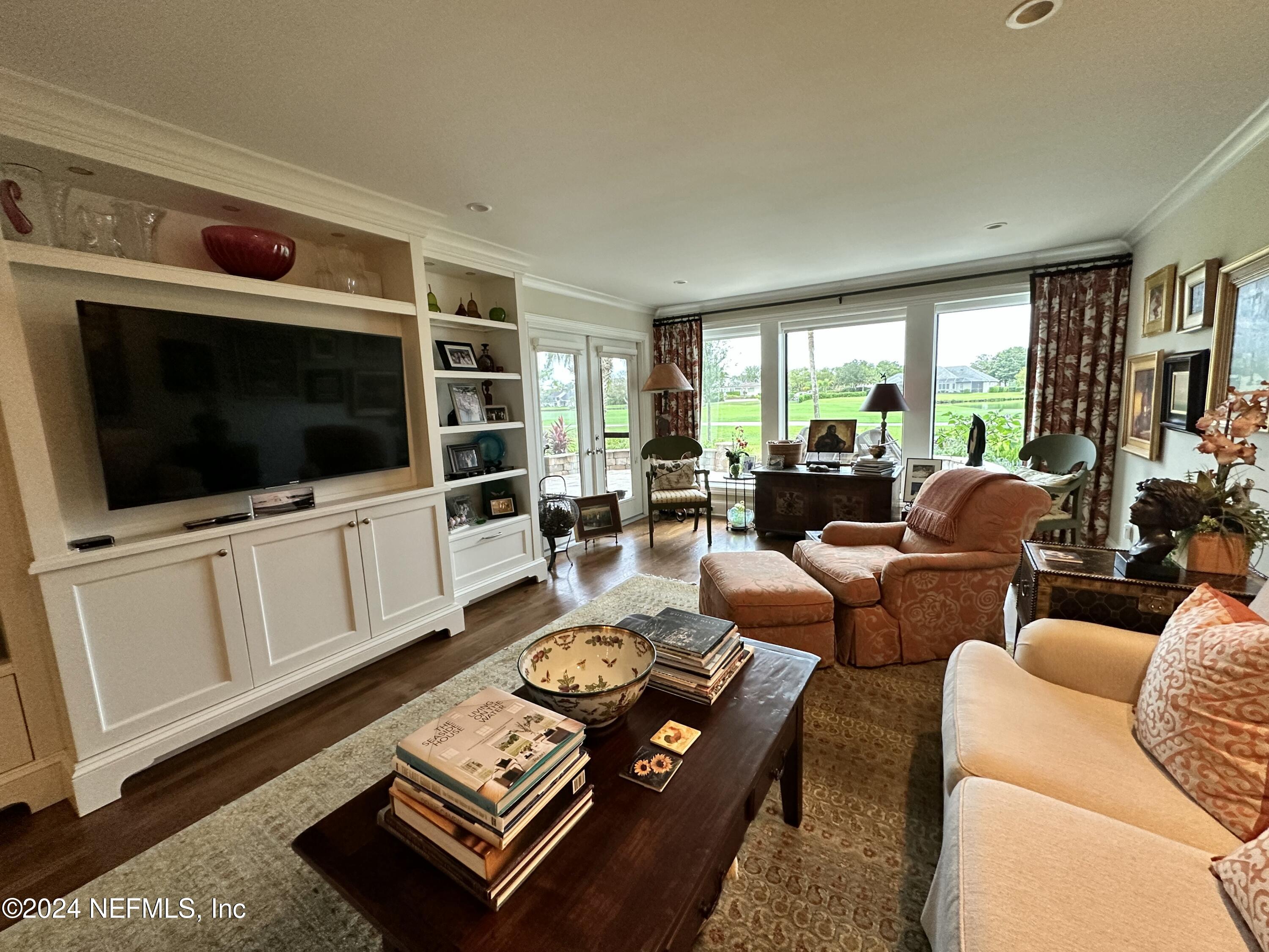 9652 DEER RUN Drive