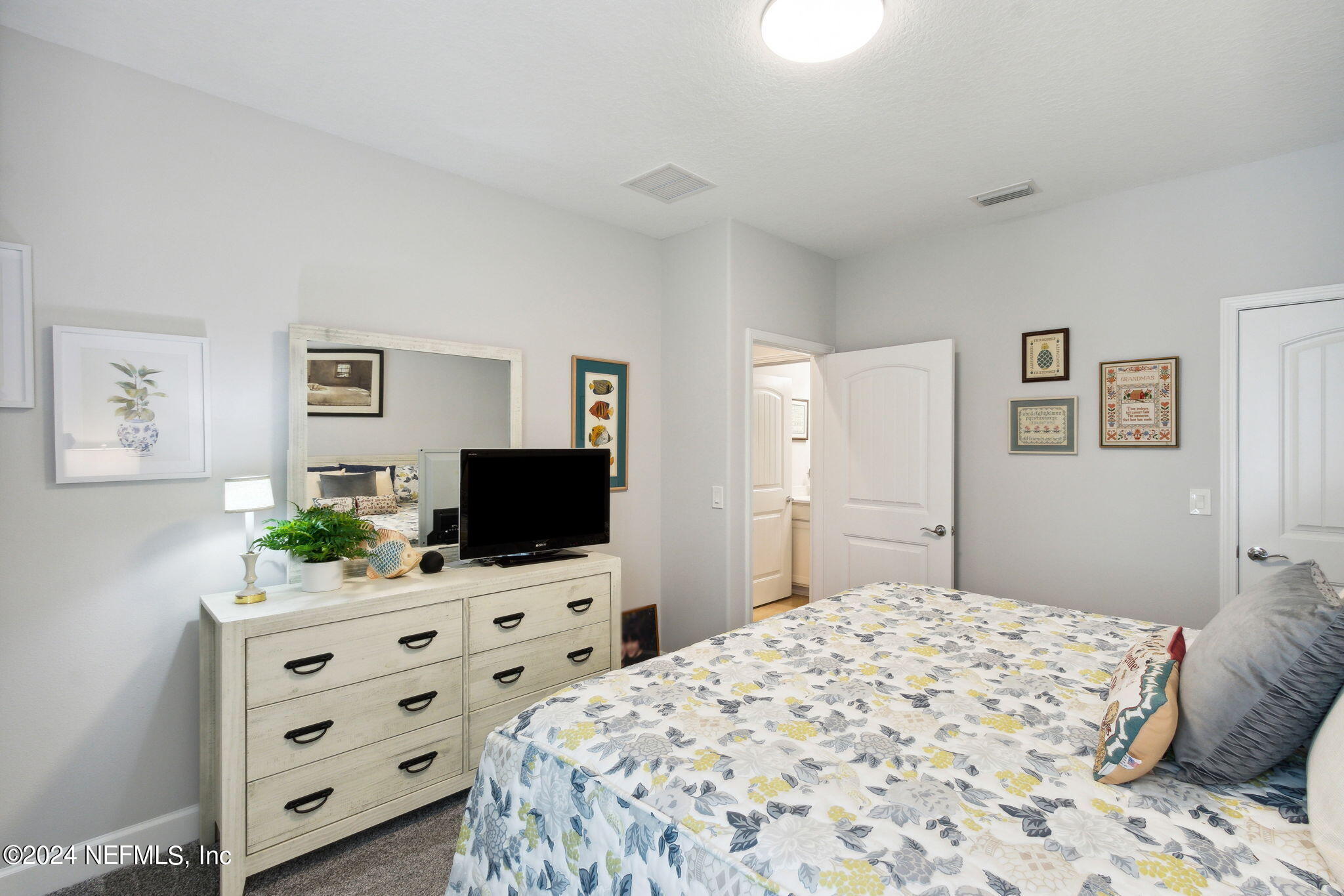 14 IDLEWILD Court