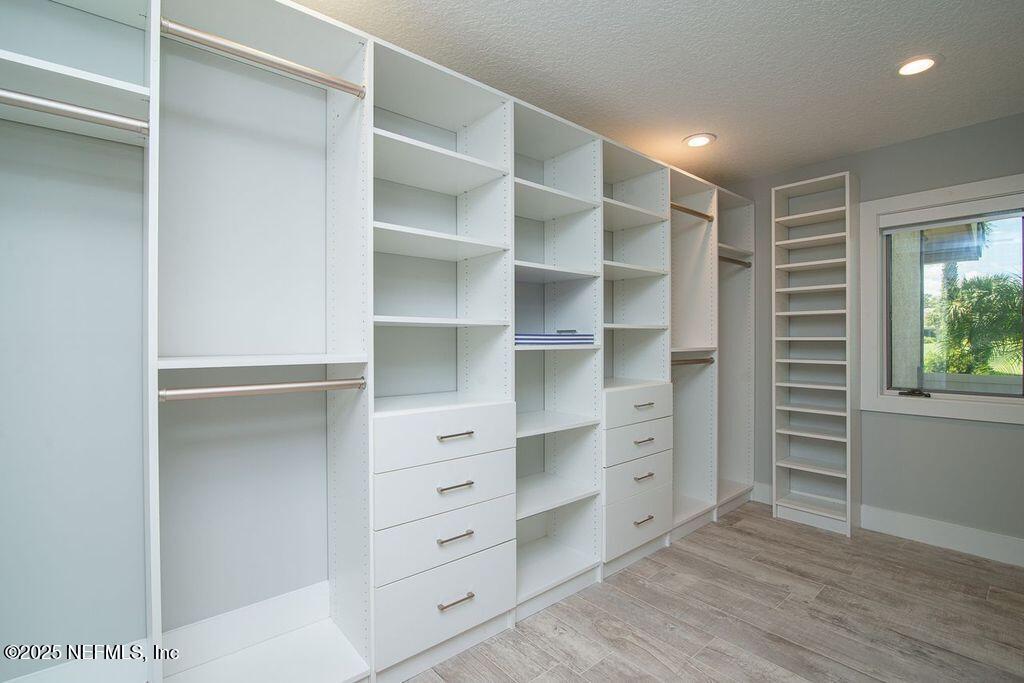 3255 OLD BARN RD Road W