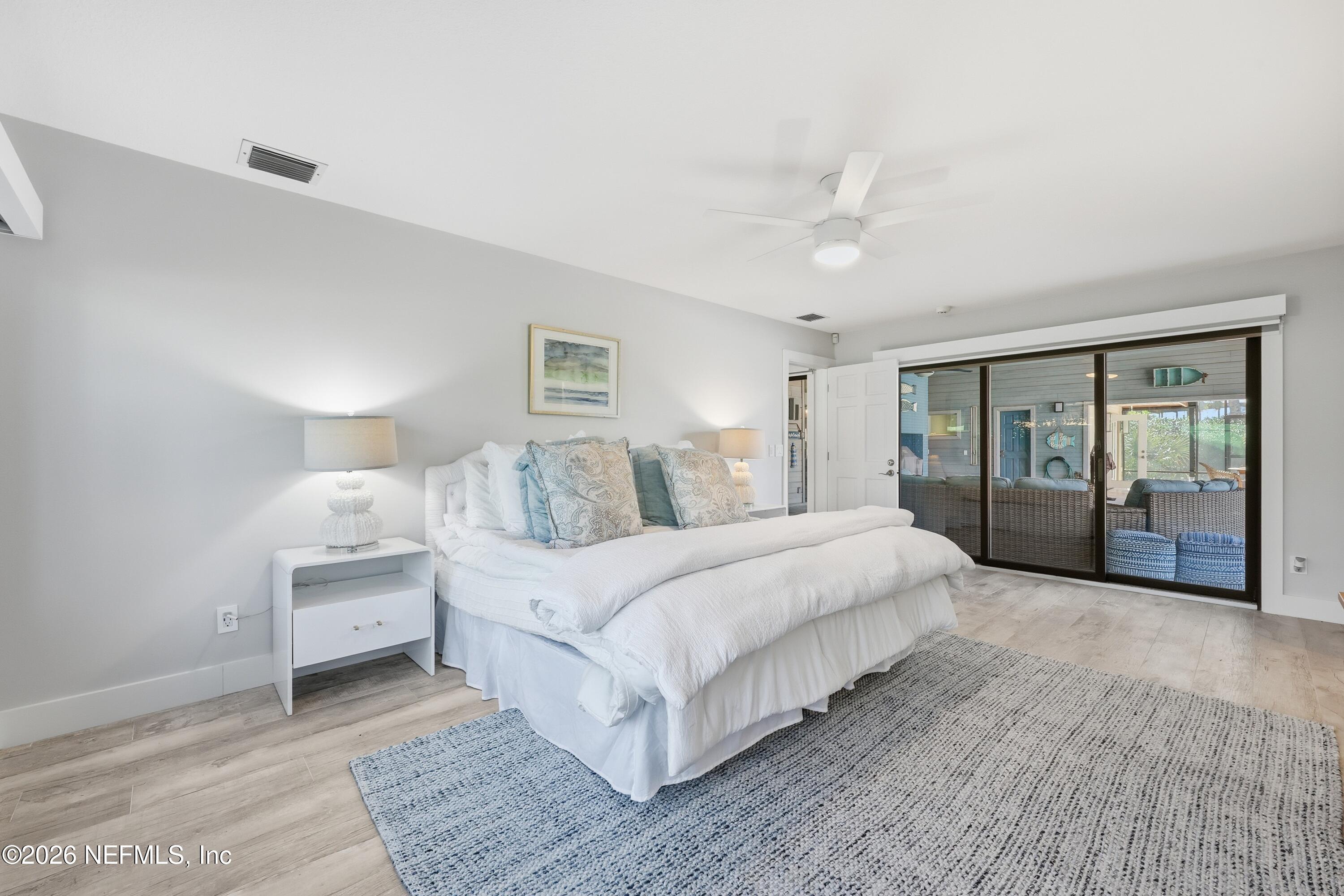 3255 OLD BARN RD Road W