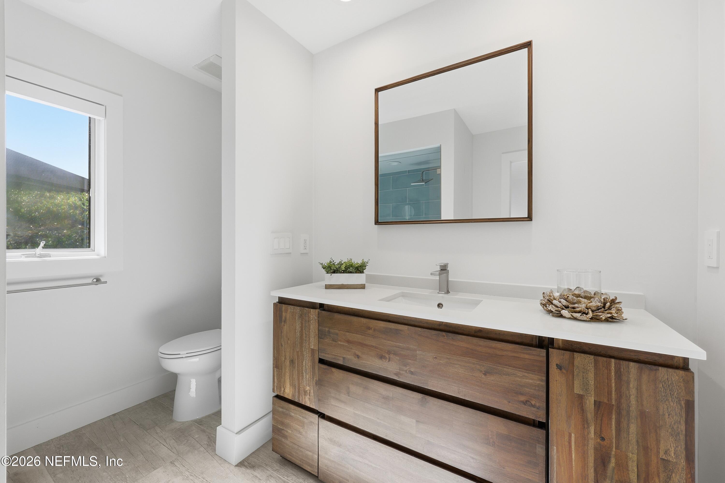 3255 OLD BARN RD Road W