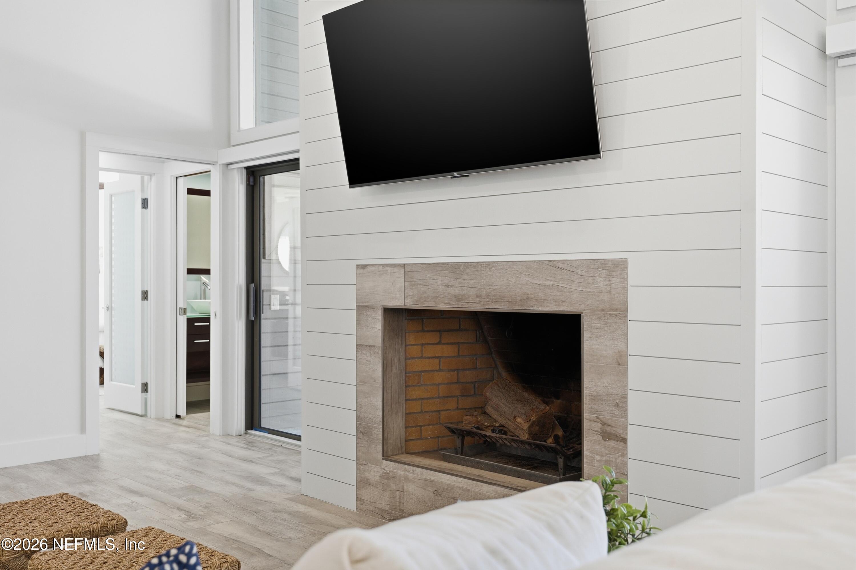 3255 OLD BARN RD Road W