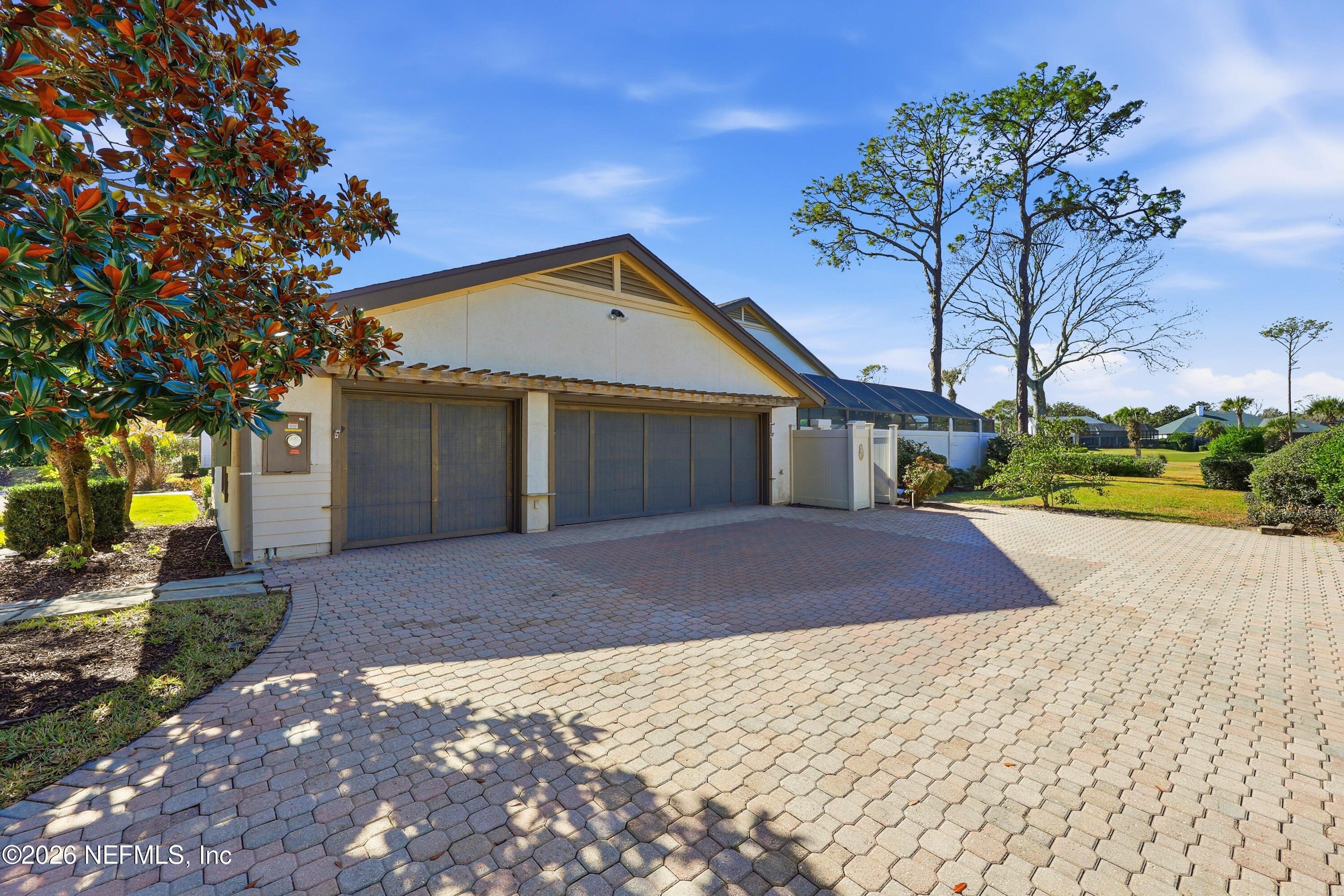 3255 OLD BARN RD Road W