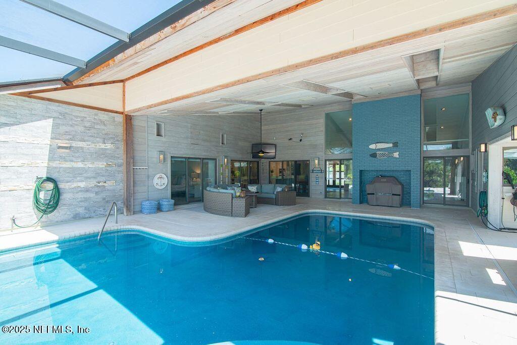 3255 OLD BARN RD Road W