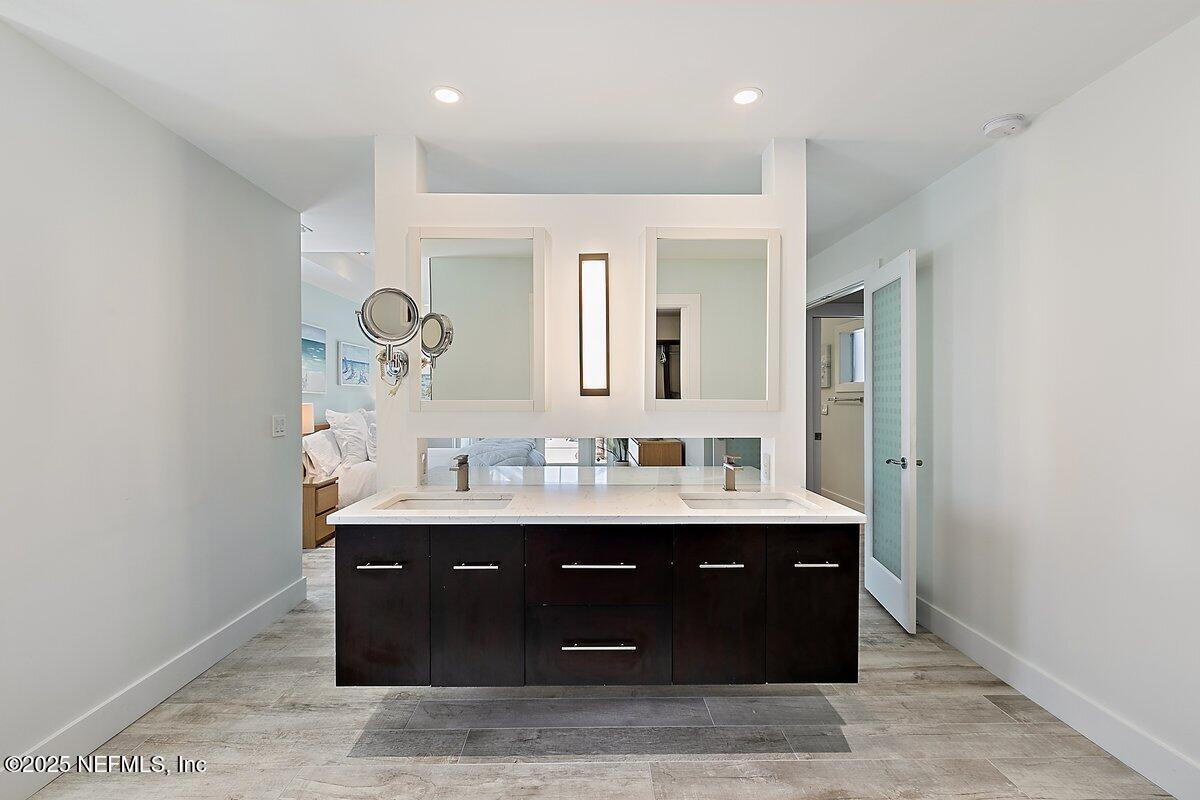 3255 OLD BARN RD Road W