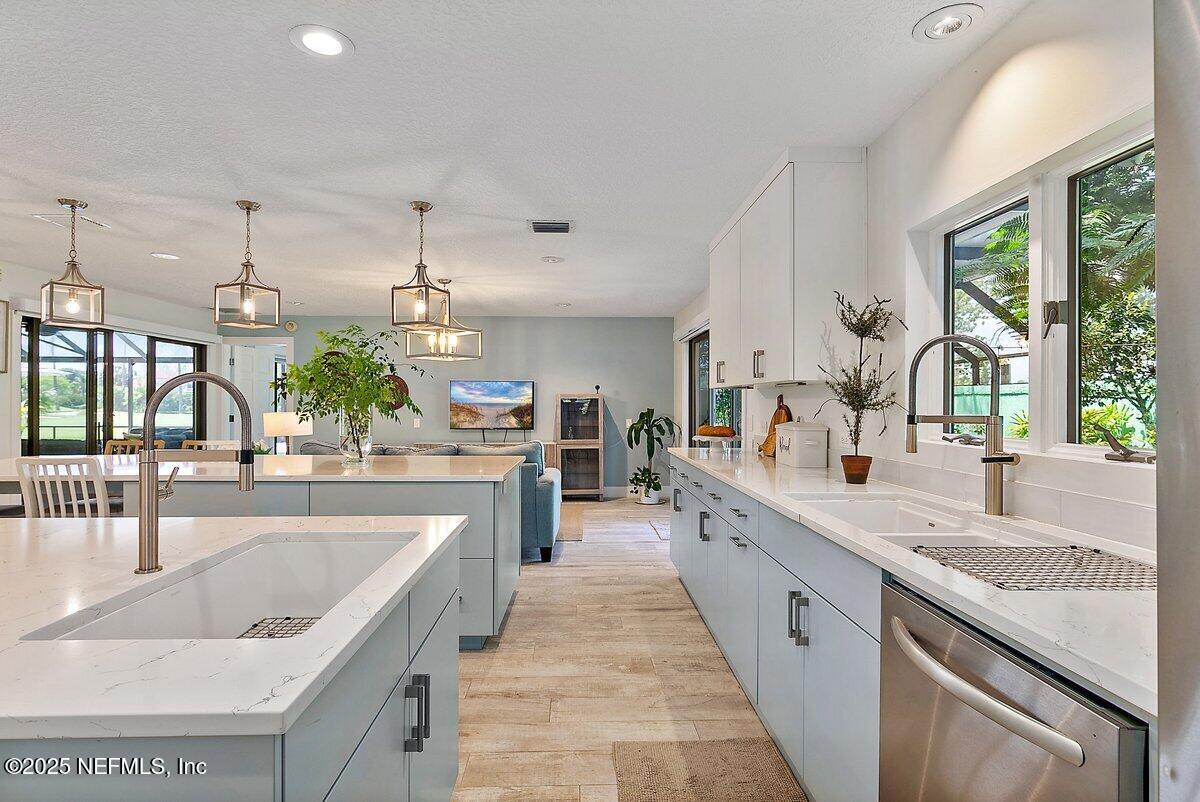 3255 OLD BARN RD Road W