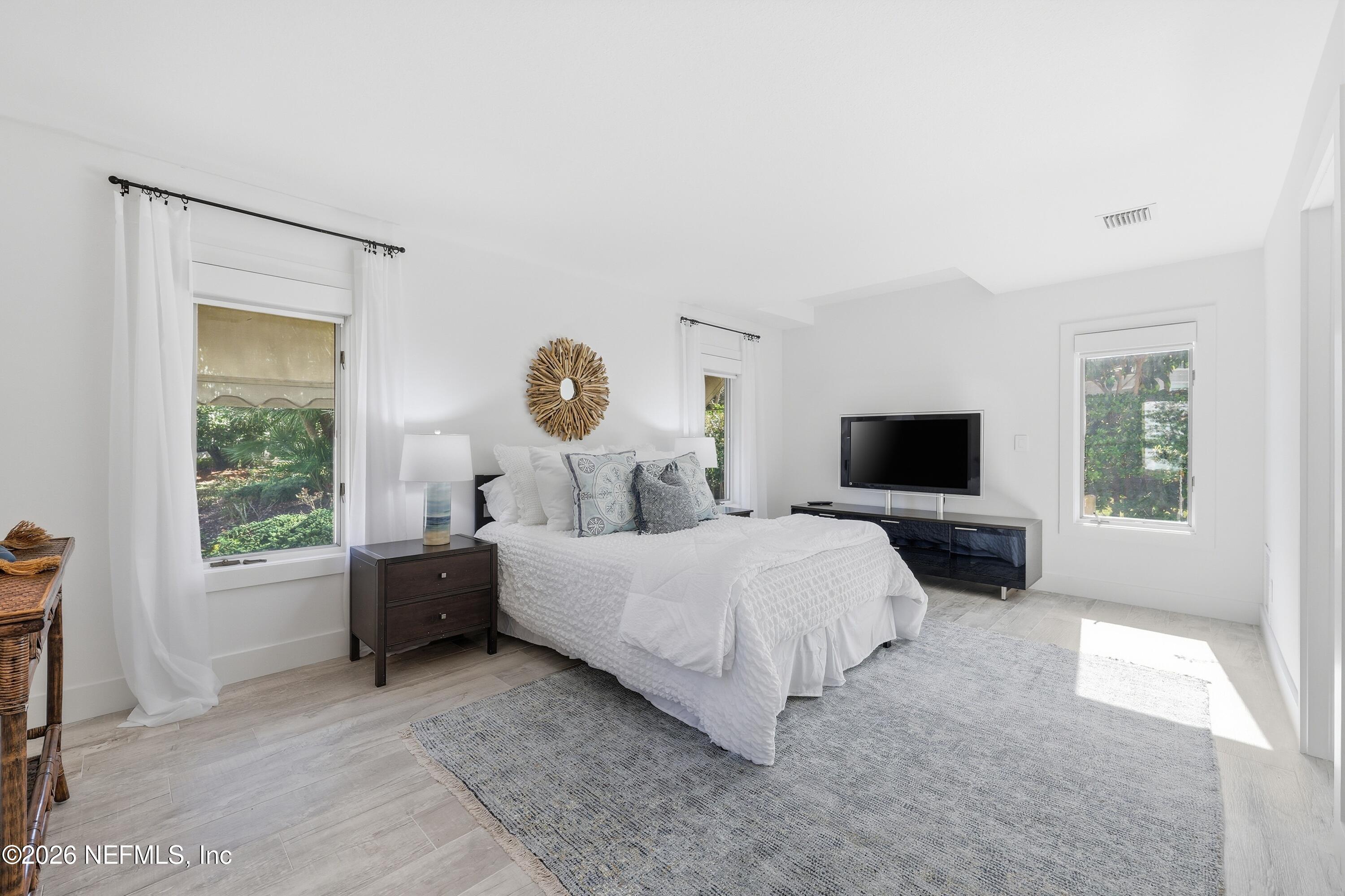 3255 OLD BARN RD Road W