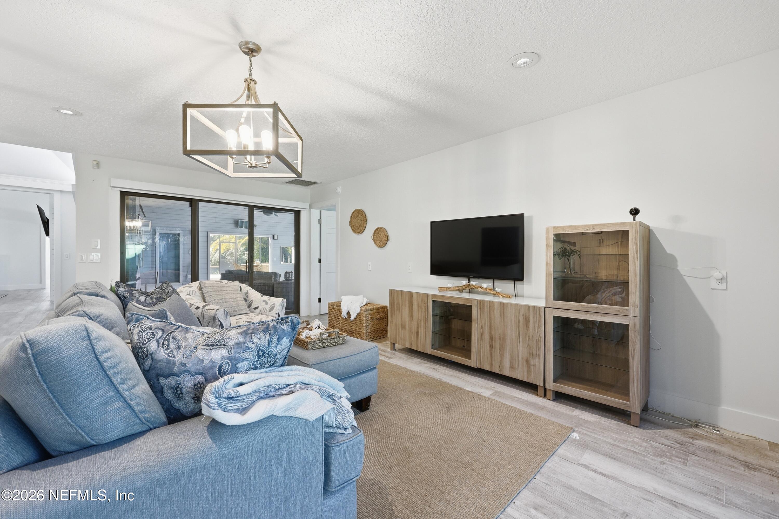 3255 OLD BARN RD Road W