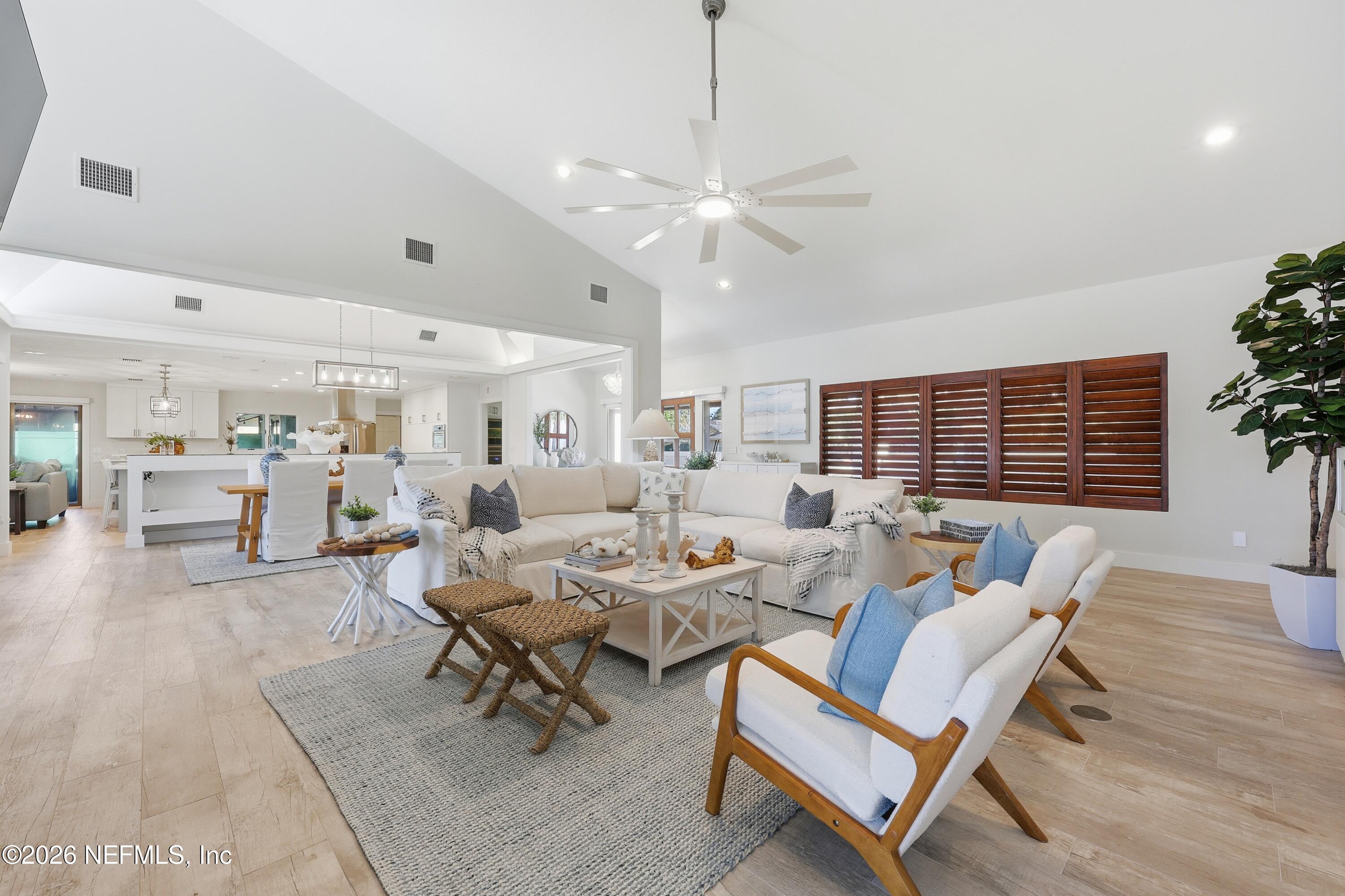 3255 OLD BARN RD Road W