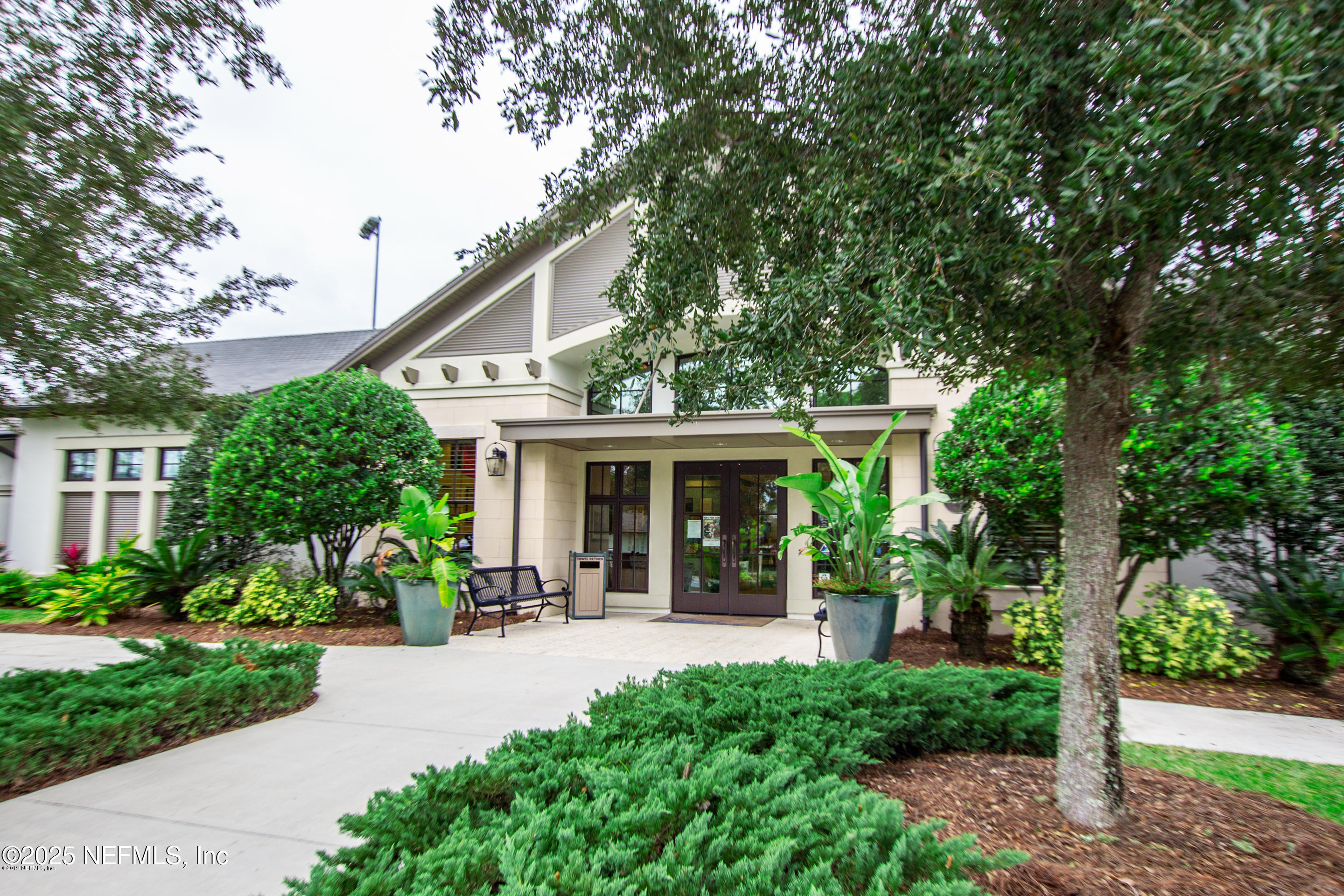 3255 OLD BARN RD Road W