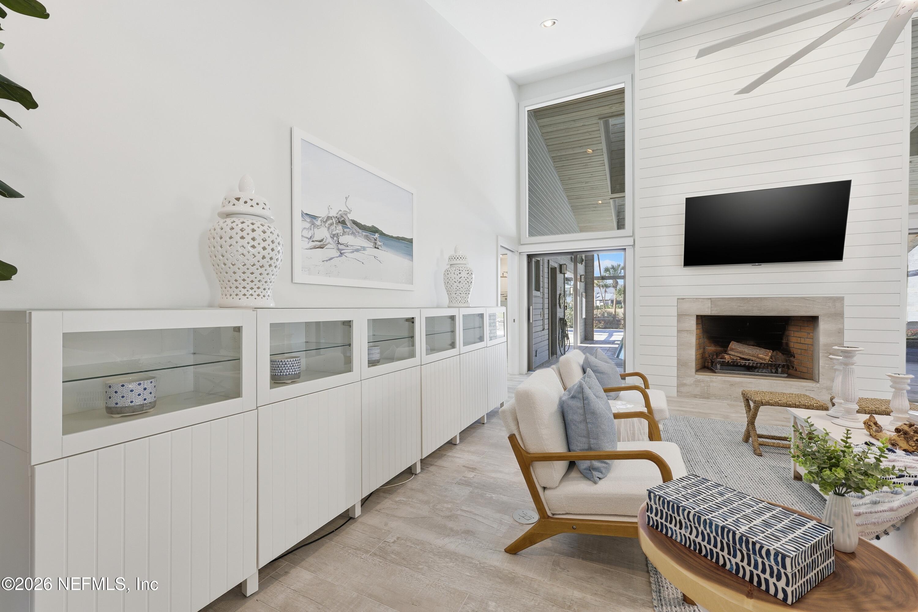 3255 OLD BARN RD Road W