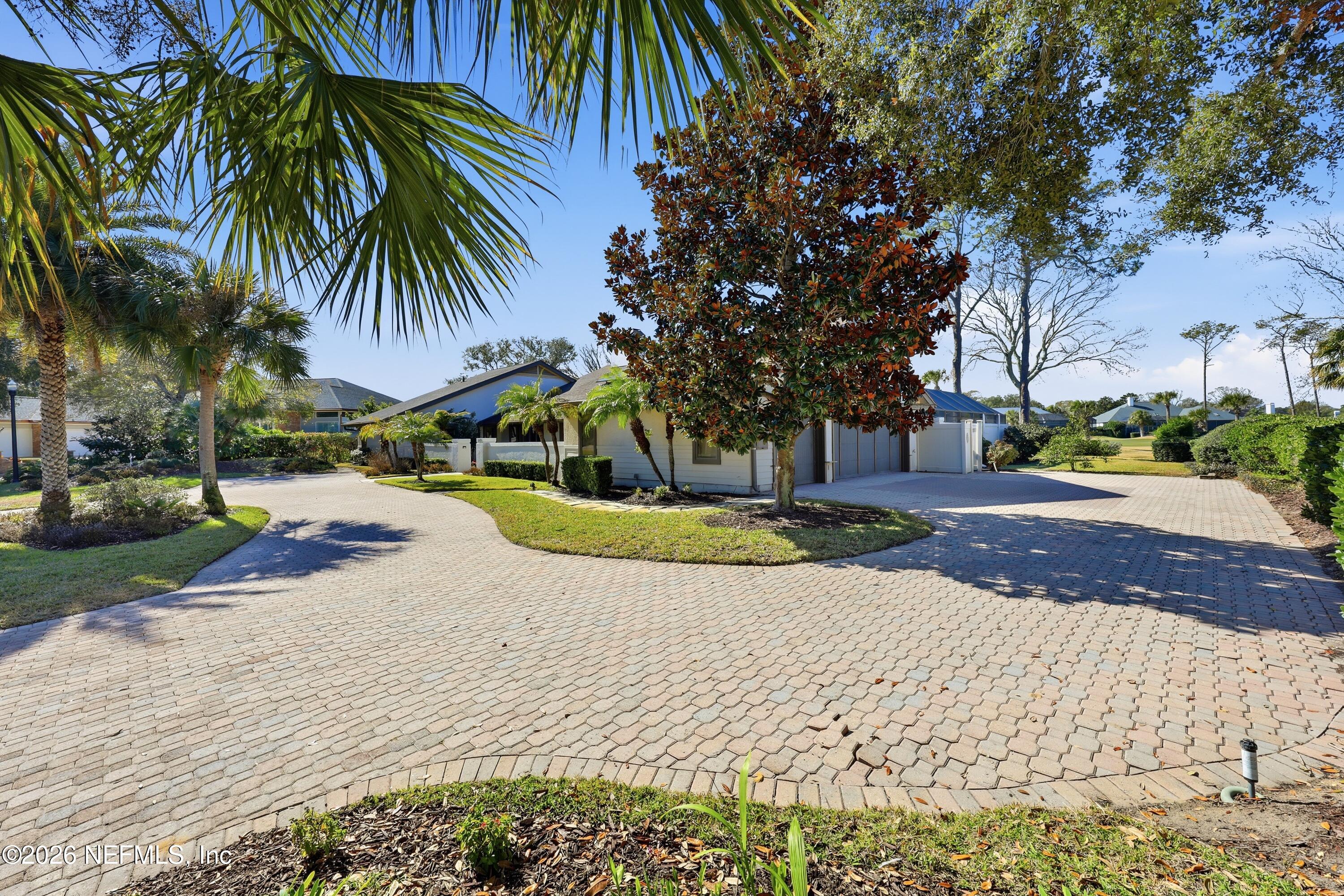 3255 OLD BARN RD Road W