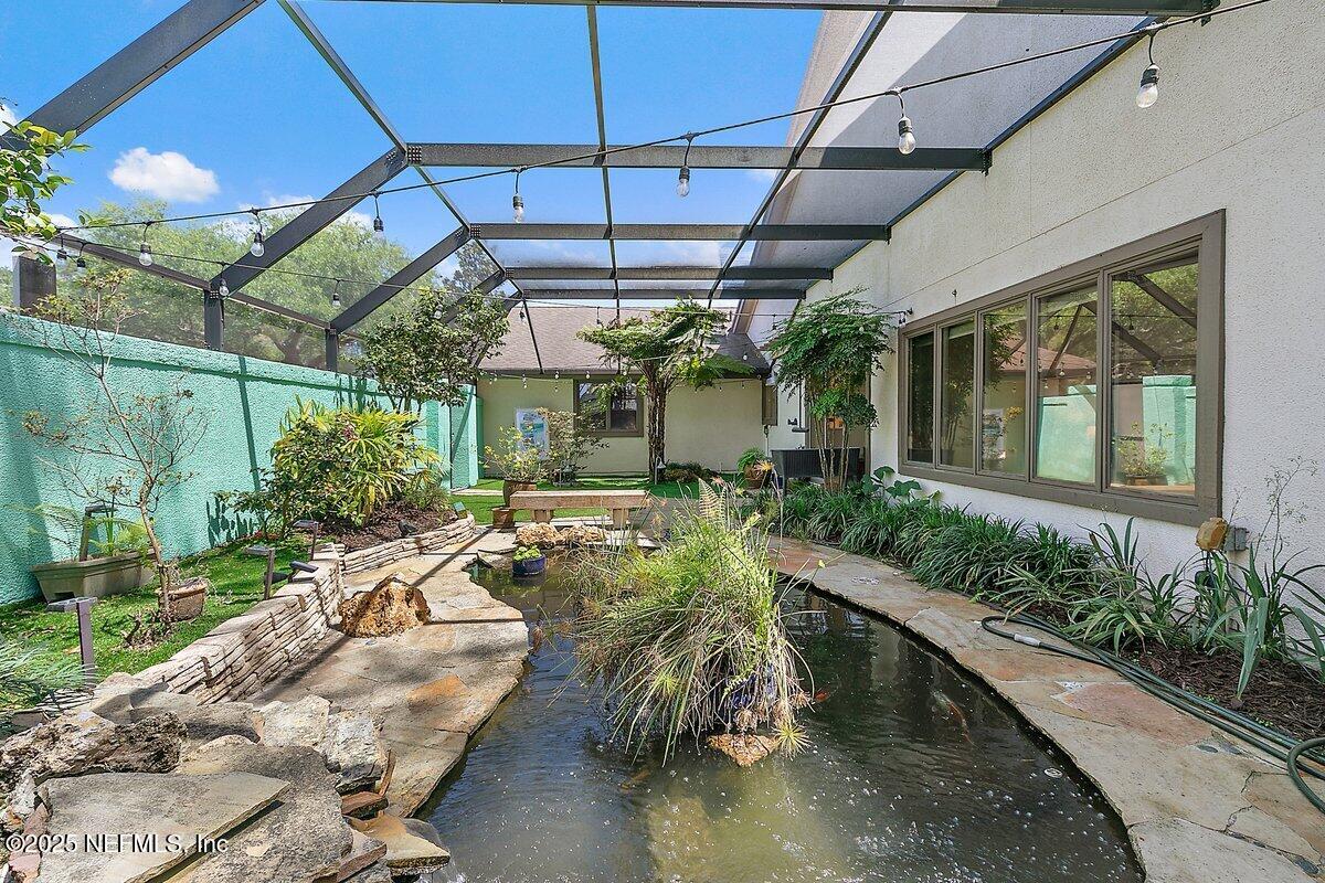 3255 OLD BARN RD Road W