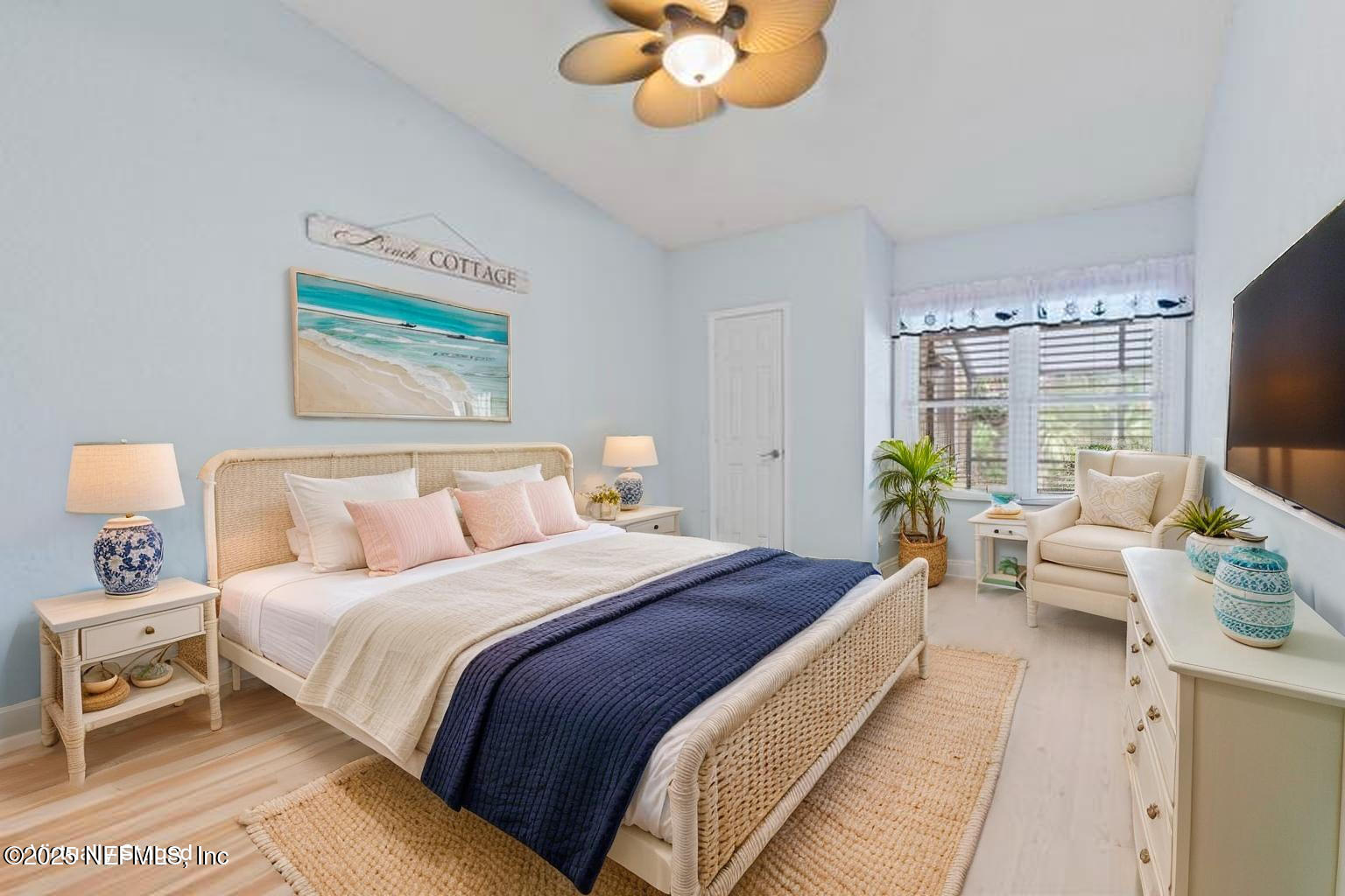 810 SANDPIPER Lane