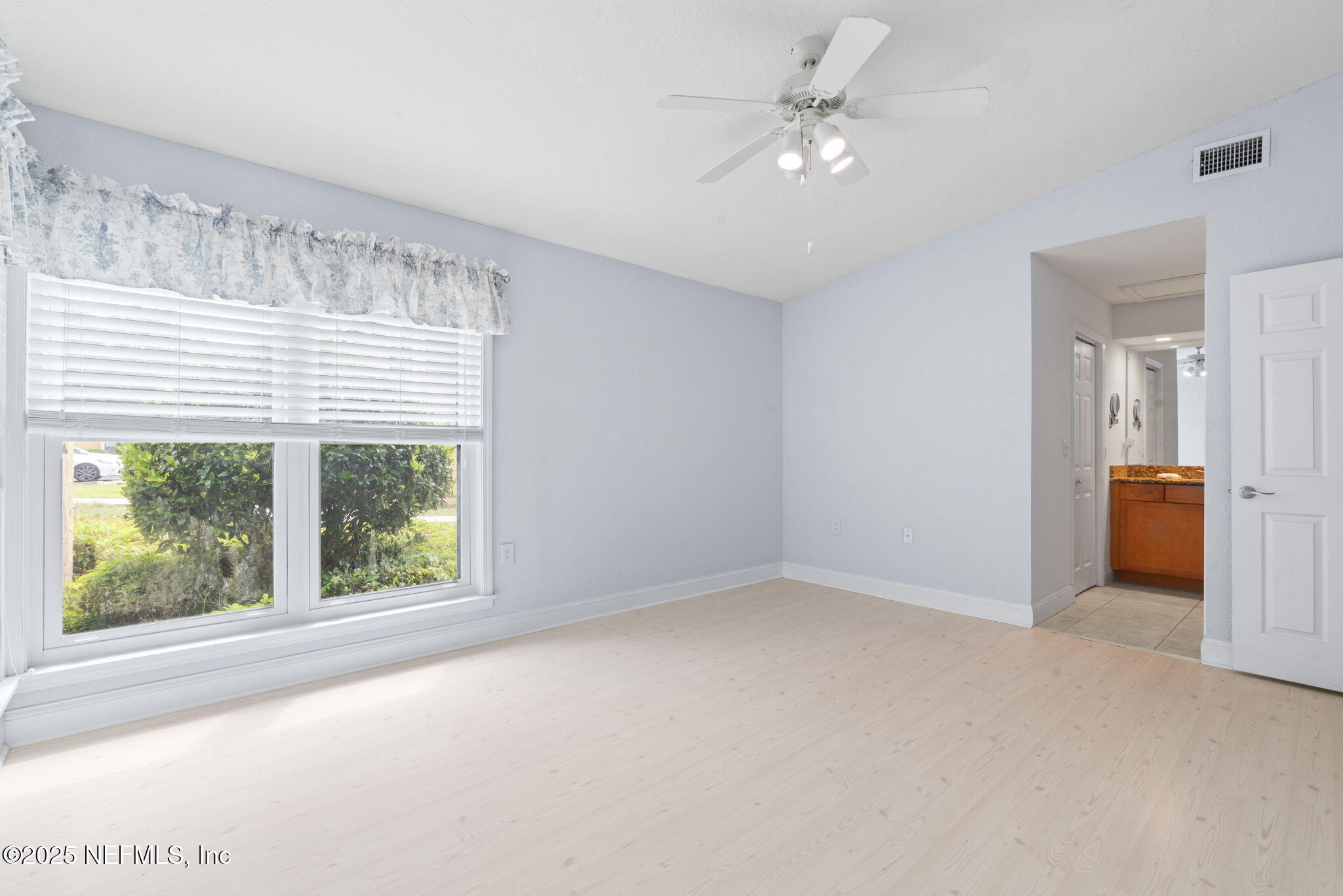 810 SANDPIPER Lane