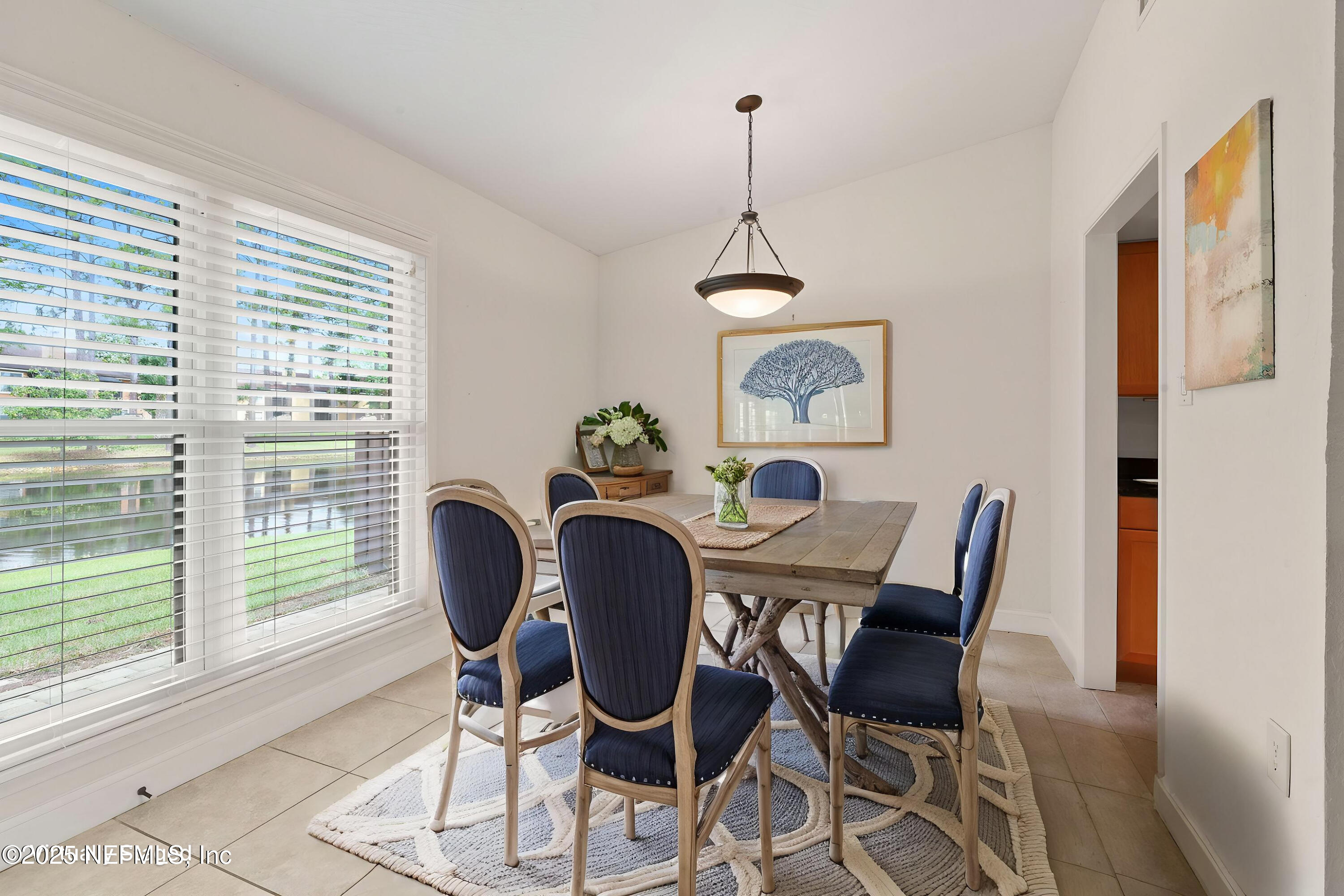 810 SANDPIPER Lane