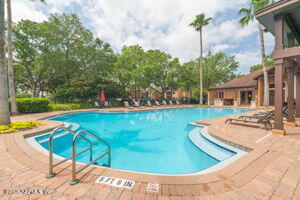 810 SANDPIPER Lane