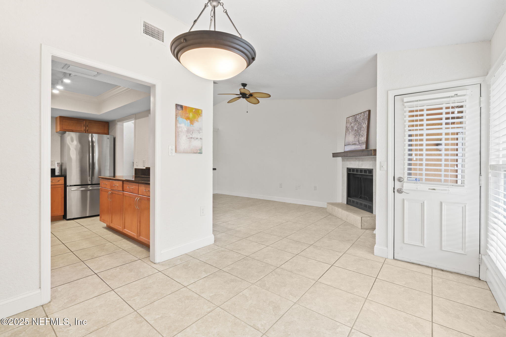 810 SANDPIPER Lane